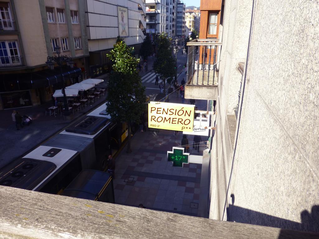 Pension Romero Oviedo Exterior photo